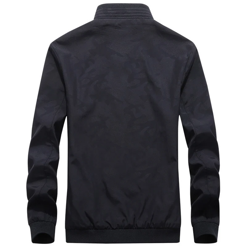 Herren Leichter Urbaner Windbreaker-Blouson mit Mesh-Innenfutter, Stick-Patches und Reißverschlusstaschen Nord Taschen