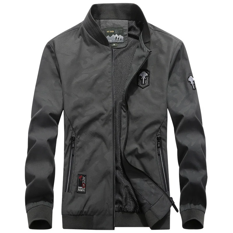 Herren Leichter Urbaner Windbreaker-Blouson mit Mesh-Innenfutter, Stick-Patches und Reißverschlusstaschen Nord Taschen