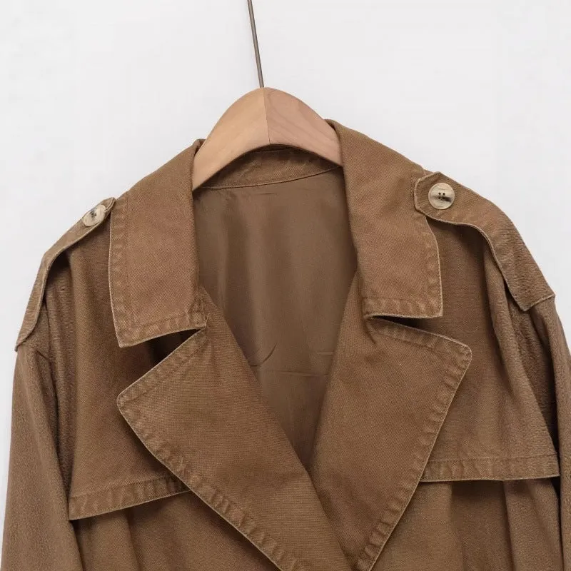 Damen Kurz geschnittene Utility-Jacke im Field-Stil mit weitem Revers und tailliertem Taillenbund Nord Taschen