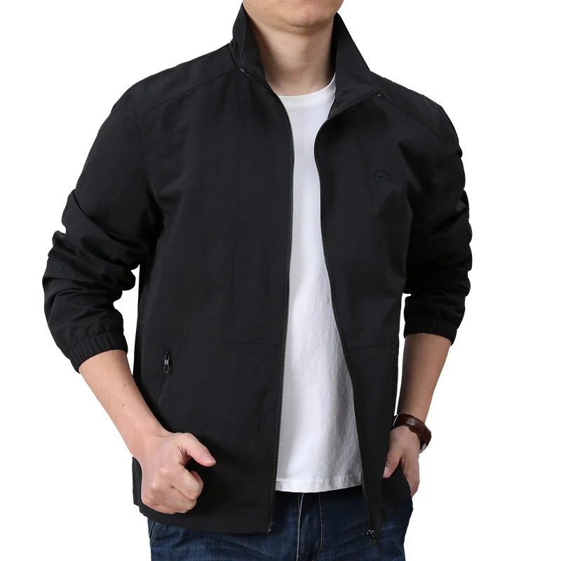 Herren Leichte Windjacke mit Stehkragen, elastischen Bündchen und verdecktem Reißverschluss Nord Taschen