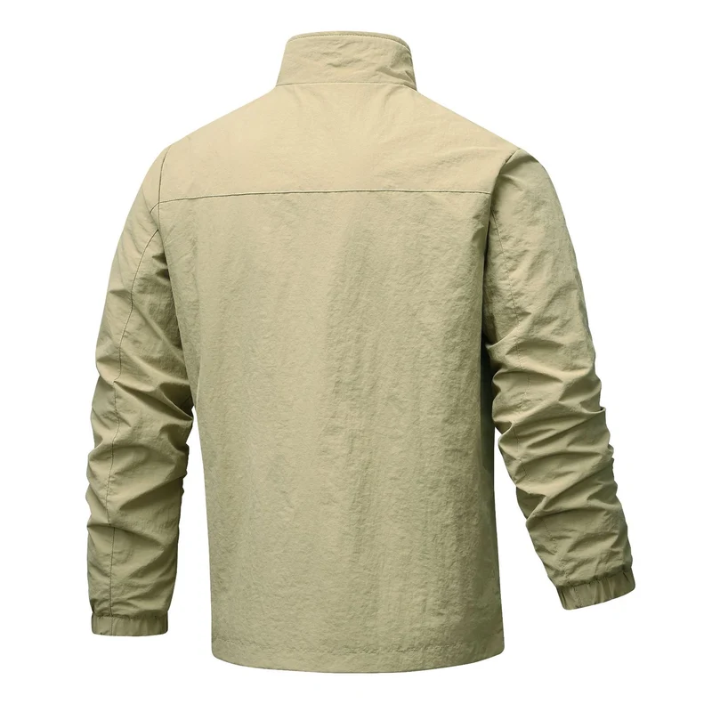Herren leichte technische Windjacke mit Netzfutter, hohem Stehkragen und Reißverschlusstaschen Nord Taschen