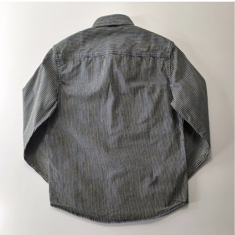 Herren Leichte gestreifte Denim-Worker-Hemdjacke mit aufgesetzten Pattentaschen Nord Taschen