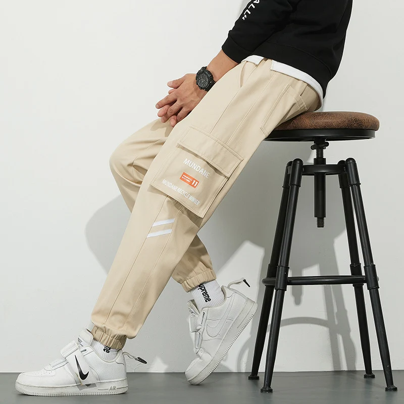Herren Urbanes Camouflage-Jogger mit Utility-Taschen und elastischem Knöchelsaum Nord Taschen