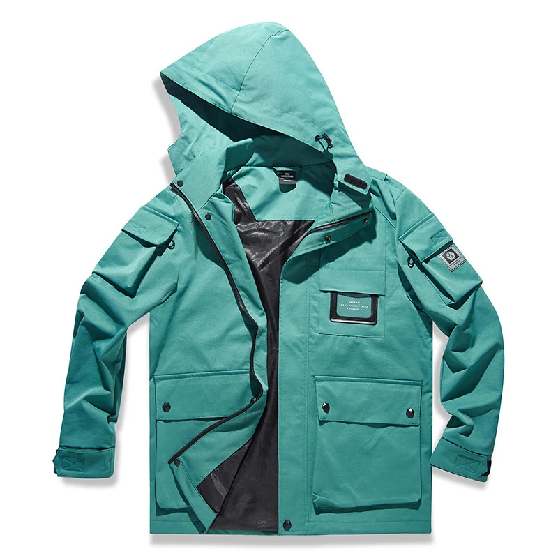Herren Urbaner Tech-Parka mit Kapuze, Multifunktionstaschen und Thermoisolierung Nord Taschen