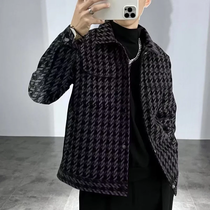 Herren Leichte Funktionsjacke mit Kapuze, wasserabweisender Mikro-Finish und Multifunktions-Taschen Nord Taschen