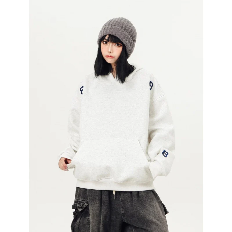 Unisex Oversized Kapuzenpullover mit großflächigem Intarsien‑Blockprint und geripptem Saum Nord Taschen