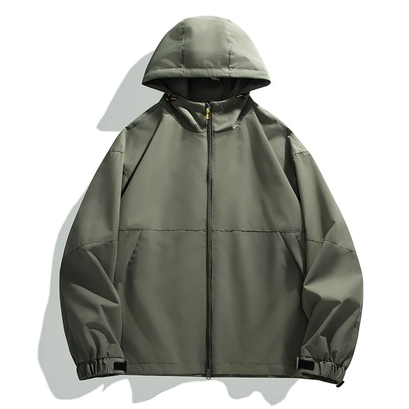 Herren Leichte Urban-Softshell Kapuzenjacke mit minimalistischer Nahtführung und verdecktem Reißverschluss Nord Taschen