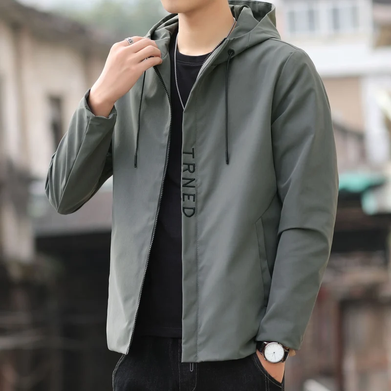 Herren leichte Kapuzen‑Shelljacke mit verdecktem Reißverschluss und minimalistischer Utility‑Optik Nord Taschen
