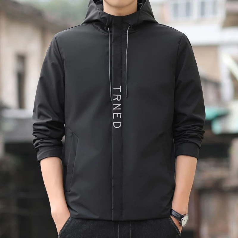 Herren leichte Kapuzen‑Shelljacke mit verdecktem Reißverschluss und minimalistischer Utility‑Optik Nord Taschen