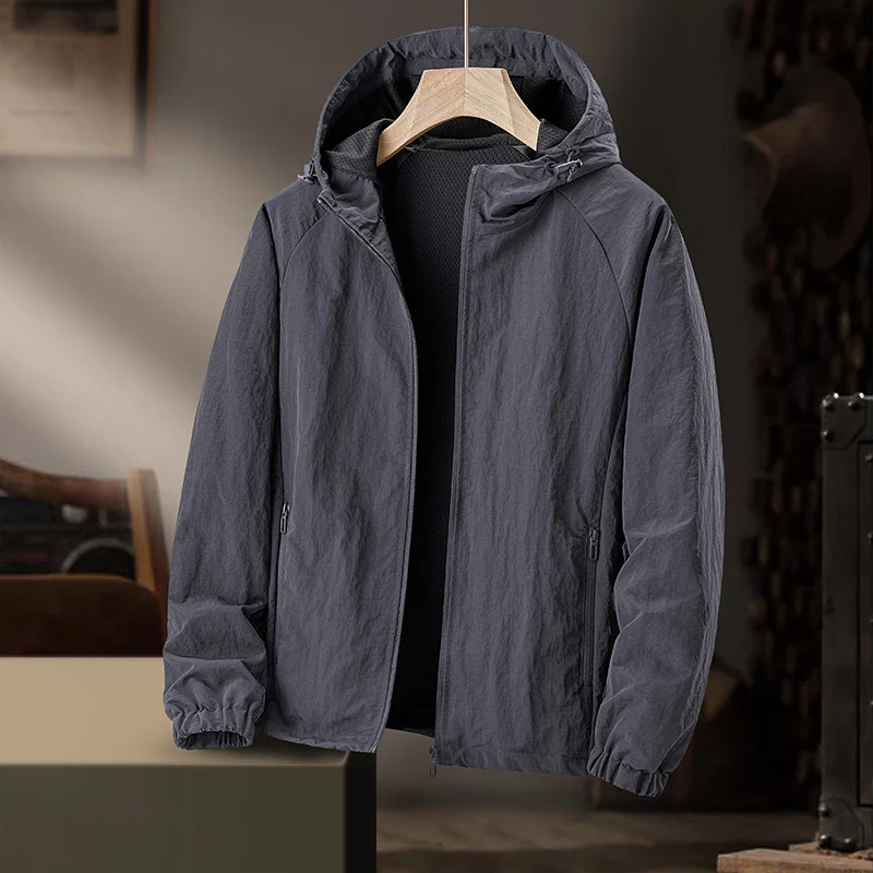 Herren Ultraleichte Kapuzen-Windjacke mit Mesh-Futter und wasserabweisender Außenlage Nord Taschen