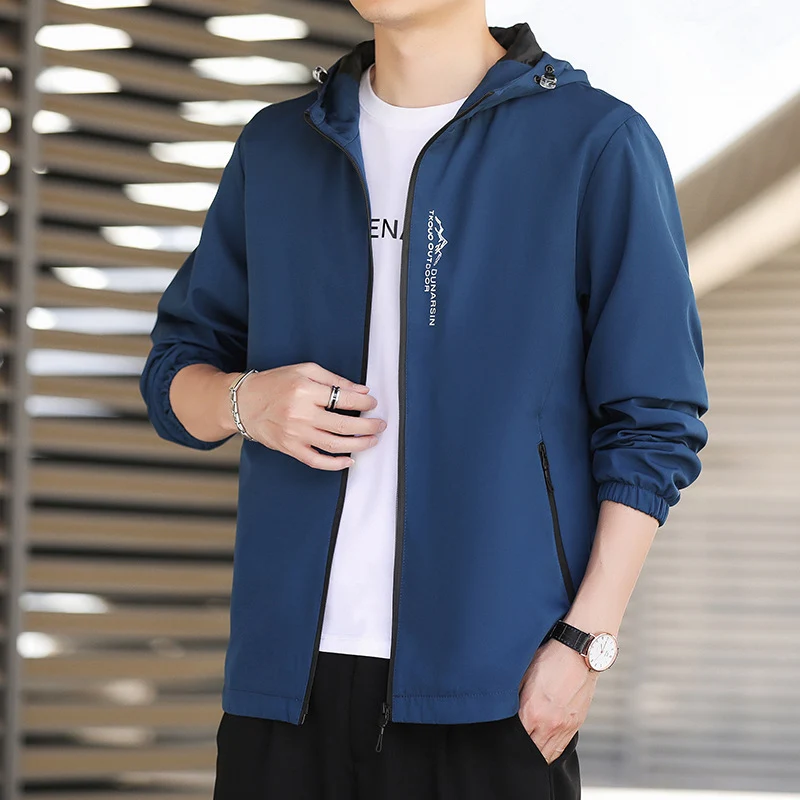 Herren Ultraleichte Kapuzen-Shelljacke im Urban-Minimalstil mit windabweisender Membran und Reißverschlusstaschen Nord Taschen