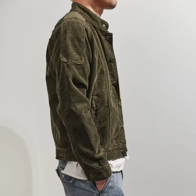 Herren Kurz geschnittene Kordjacke im Worker‑Style mit Stehkragen und Druckknopfleiste Nord Taschen