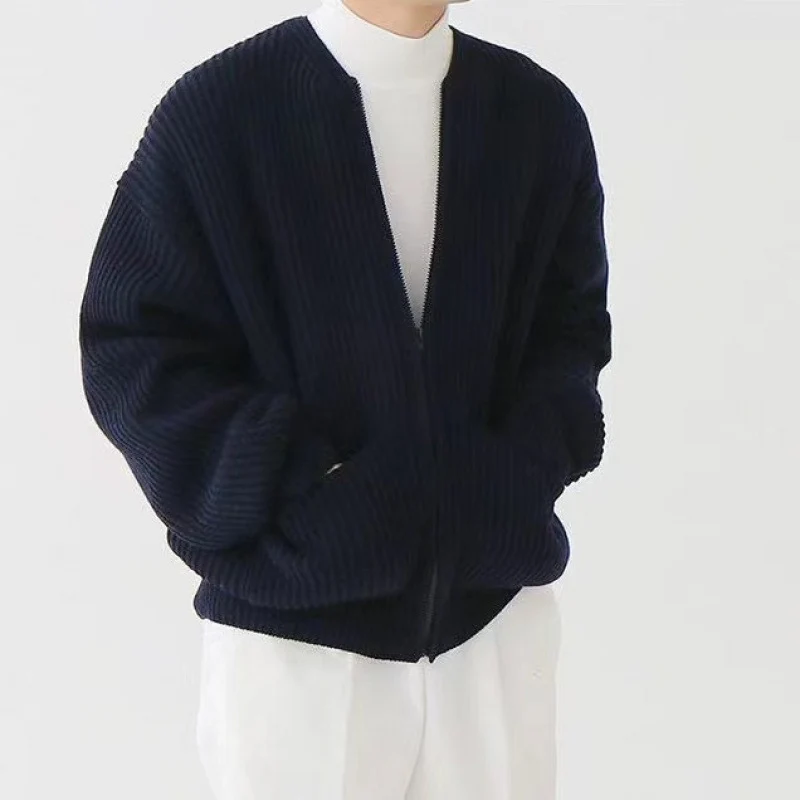 Unisex Oversized Boxy-Strickjacke mit verdecktem Reißverschluss und breiter Rippenstruktur Nord Taschen