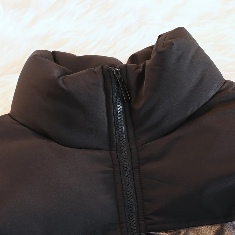 Unisex Wattierte Oversize-Steppjacke mit Stehkragen und verdecktem Reißverschluss Nord Taschen