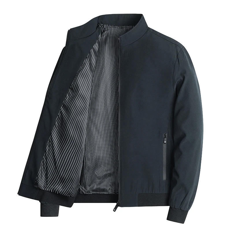 Herren leichte Blousonjacke mit Stehkragen, gestreiftem Innenfutter und Reißverschlusstaschen Nord Taschen