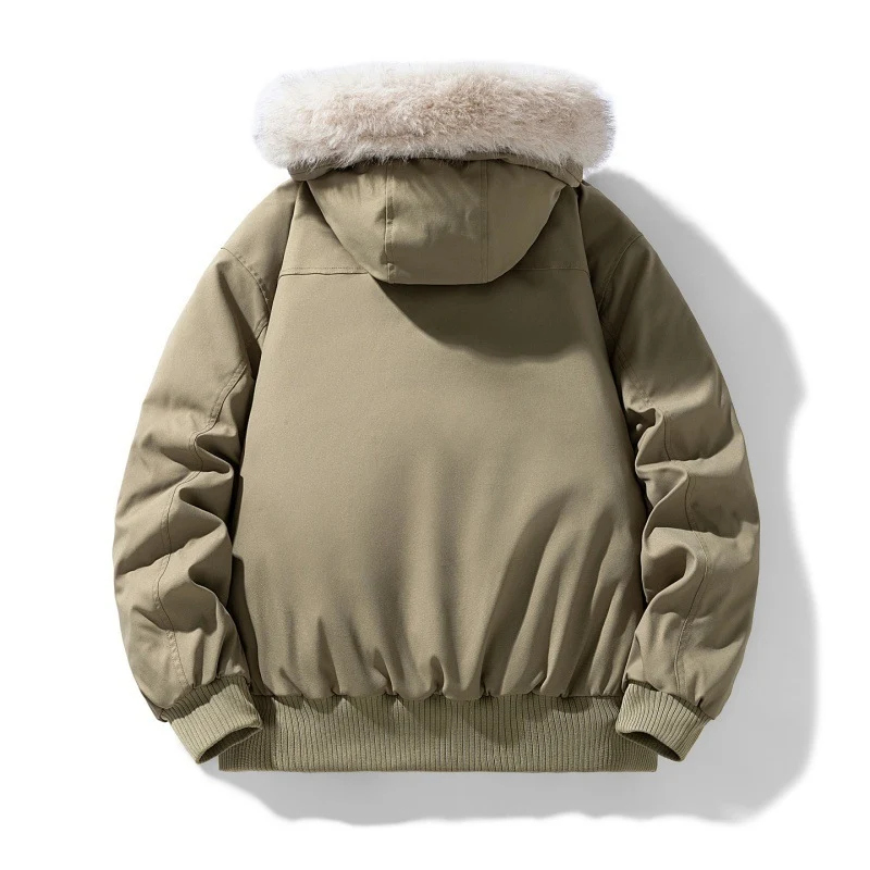 Herren Kurzparka mit wattierter Innenlage, abnehmbarer Kapuze und aufgesetzten Pattentaschen Nord Taschen