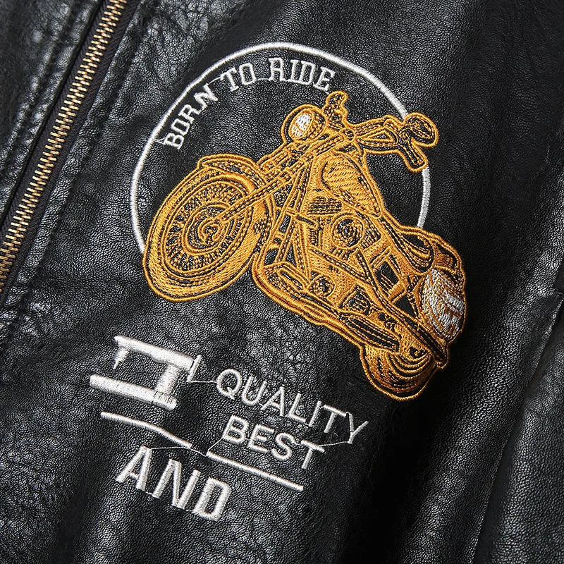 Herren Kunstleder-Bomberjacke im Aviator-Stil mit Motorrad-Stickereien, Schulterklappen und Pattentaschen Nord Taschen
