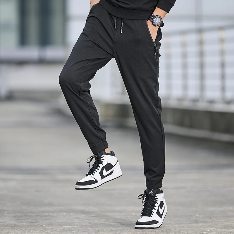 Herren Technische Softshell-Jogginghose mit wasserabweisender Membran, Reißverschlusstaschen und elastischem Kordelbund Nord Taschen