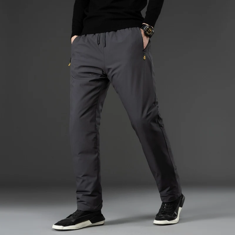 Herren Technische Jogginghose mit hohem Komfortbund, tapered Schnitt und Stretch-Gewebe Nord Taschen