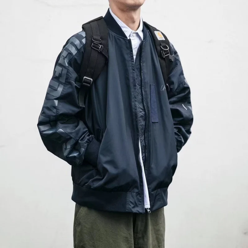 Unisex Leichte Oversize-Bomberjacke aus Nylon mit reflektierenden Ärmeln und Rippbündchen Nord Taschen