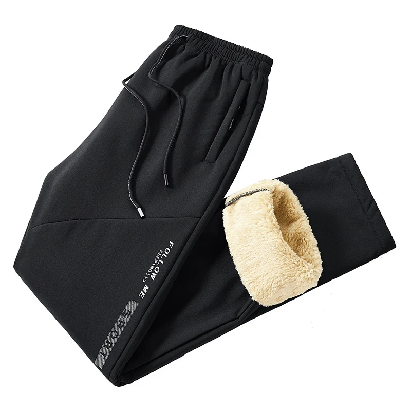 Herren Sportive Jogginghose im Tapered Fit mit Tunnelzug und elastischen Bündchen Nord Taschen