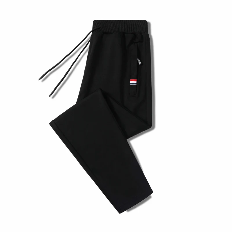 Herren Slim-Fit Jogginghose mit elastischem Rippbund, Kordelzug und Reißverschlusstaschen Nord Taschen
