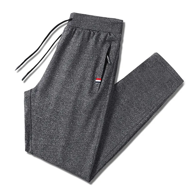 Herren Slim-Fit Jogginghose mit elastischem Rippbund, Kordelzug und Reißverschlusstaschen Nord Taschen