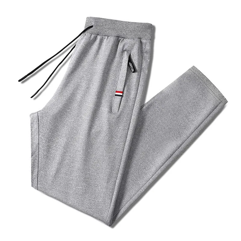 Herren Slim-Fit Jogginghose mit elastischem Rippbund, Kordelzug und Reißverschlusstaschen Nord Taschen