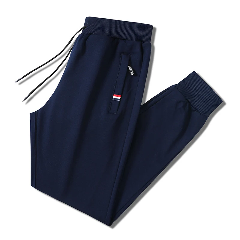 Herren Slim-Fit Jogginghose mit elastischem Rippbund, Kordelzug und Reißverschlusstaschen Nord Taschen