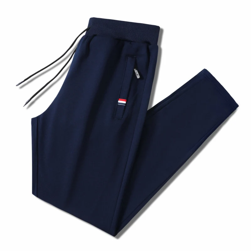 Herren Slim-Fit Jogginghose mit elastischem Rippbund, Kordelzug und Reißverschlusstaschen Nord Taschen