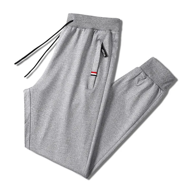 Herren Slim-Fit Jogginghose mit elastischem Rippbund, Kordelzug und Reißverschlusstaschen Nord Taschen
