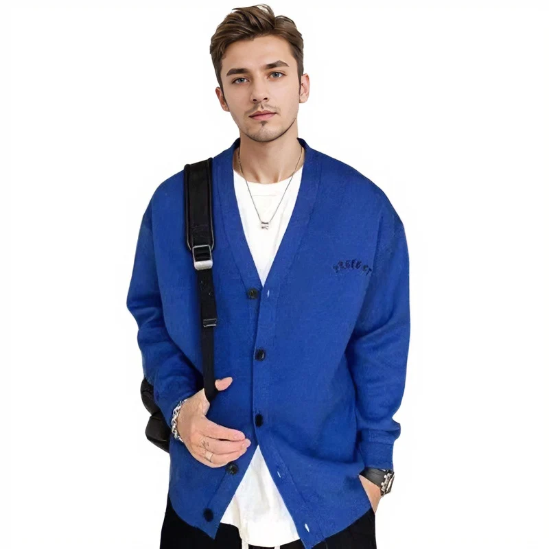 Herren Oversized Grafik‑Intarsienpullover mit tiefem Rückmotiv und Rundhalsausschnitt Nord Taschen