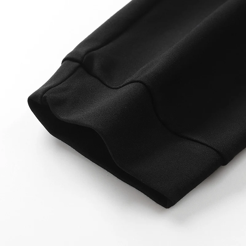 Herren Funktions-Trainingsanzug-Set mit Reißverschlussjacke und elastischer Jogginghose Nord Taschen