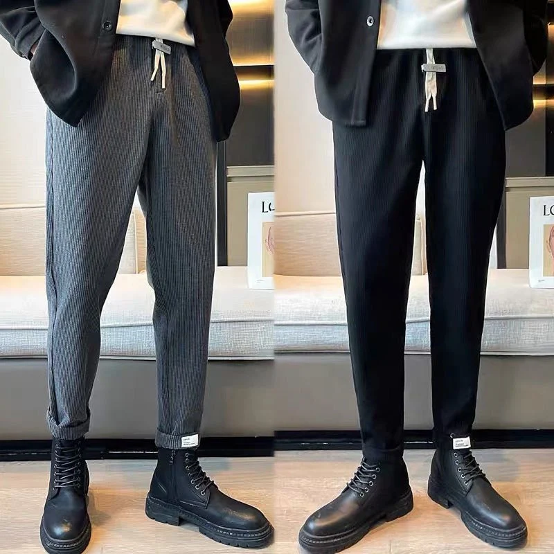 Herren Gerippte Jogginghose mit Tapered‑Fit, Tunnelzug und aufgerolltem Saum Nord Taschen