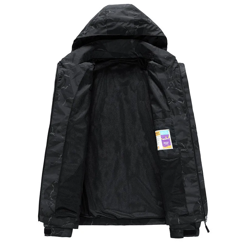Herren Technische wasserdichte Kapuzenjacke mit grafischem Camouflage‑Print, Reißverschlusstaschen und verstellbarem Saum Nord Taschen
