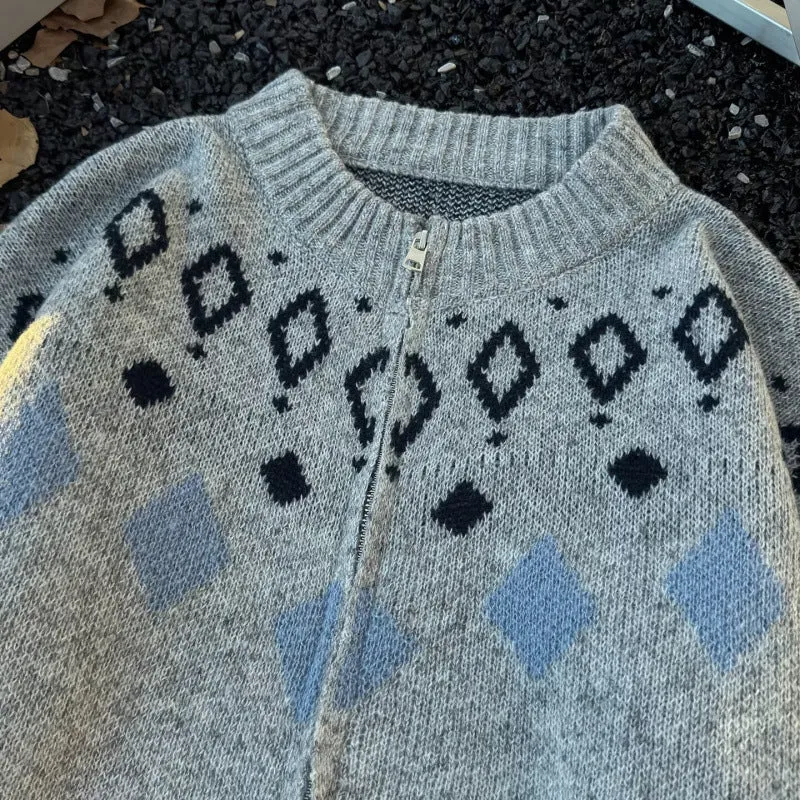 Unisex Grobgestrickte Norweger-Cardigan mit Rundhals, durchgehendem Reißverschluss und Jacquard‑Yoke Nord Taschen