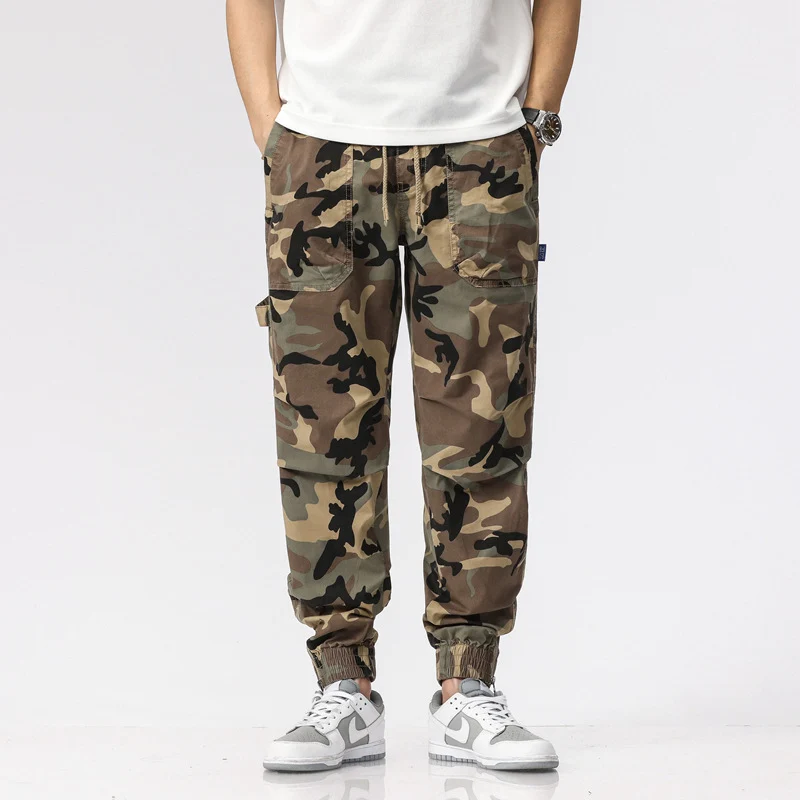 Herren Cargohose im Jogger-Stil mit Camouflage, elastischen Bündchen und Multifachtaschen Nord Taschen
