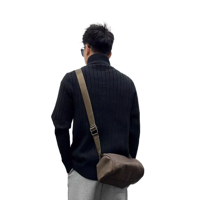 Herren Feinstrukturierter Zopfmuster-Cardigan mit hohem Stehkragen und durchgehender Knopfleiste Nord Taschen