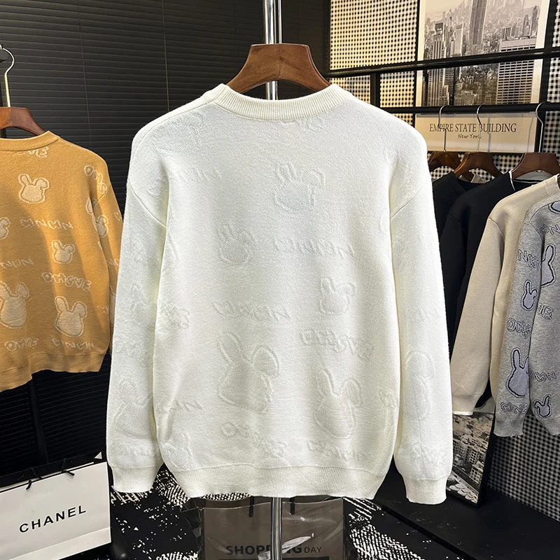Unisex Feinstrick-Pullover mit dezentem Jacquard-Hasenrelief und Rundhalsausschnitt Nord Taschen