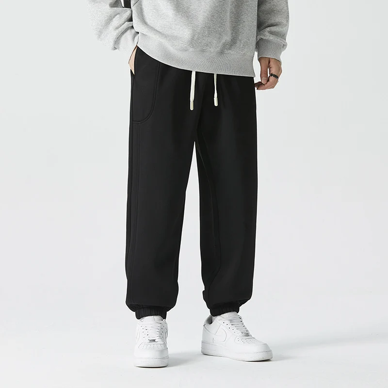 Herren Bequeme athletische Jogginghose mit Tunnelzug und elastischen Knöchelbündchen Nord Taschen