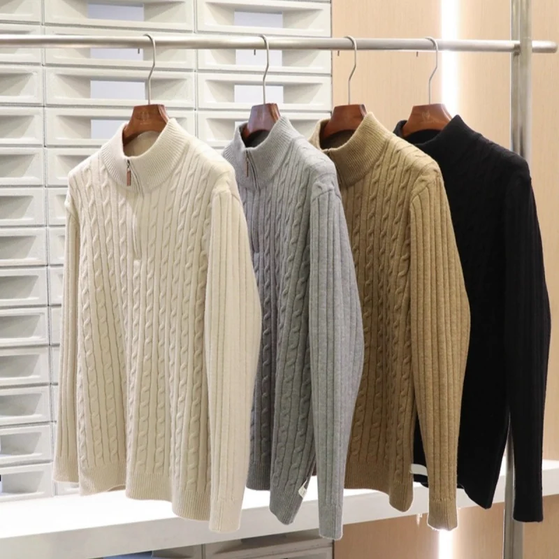 Herren Feinstrick-Pullover mit Zopfmuster und Halbzip-Stehkragen Nord Taschen