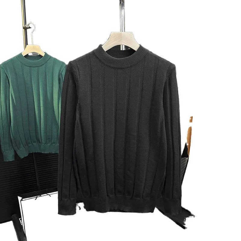 Herren Feinstrick-Pullover mit vertikaler Rippenstruktur und kurzem Stehkragen Nord Taschen