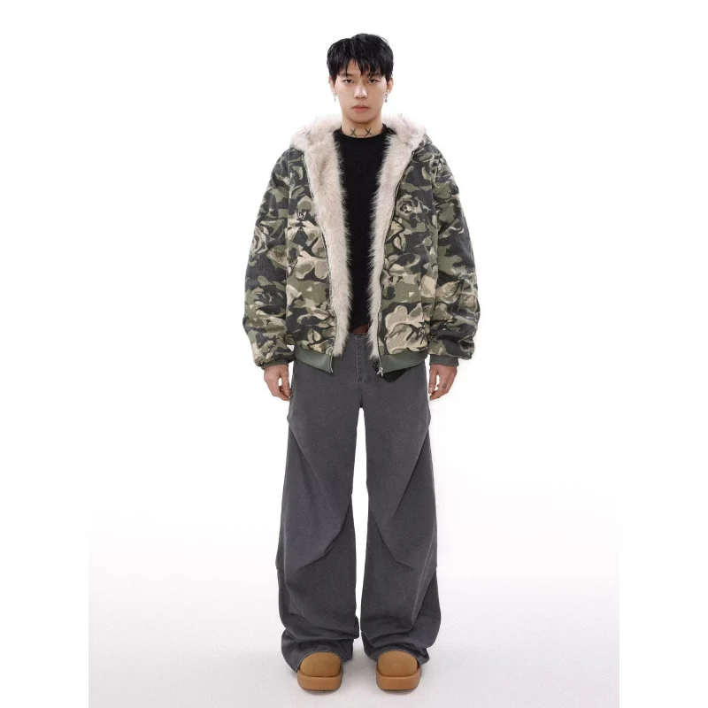 Herren Warmer gefütterter Camouflage-Bomber mit Kapuze und Kunstfellbesatz Nord Taschen