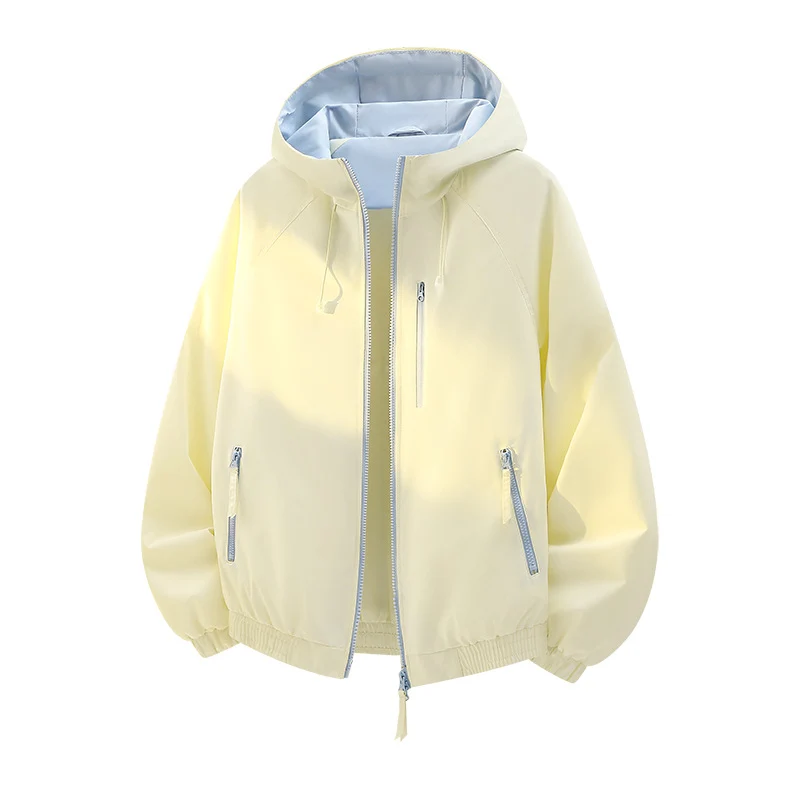 Damen Leichte Kapuzen‑Shelljacke im Urban‑Look mit kontrastfarbenem Futter, Reißverschlusstaschen und elastischem Bund Nord Taschen