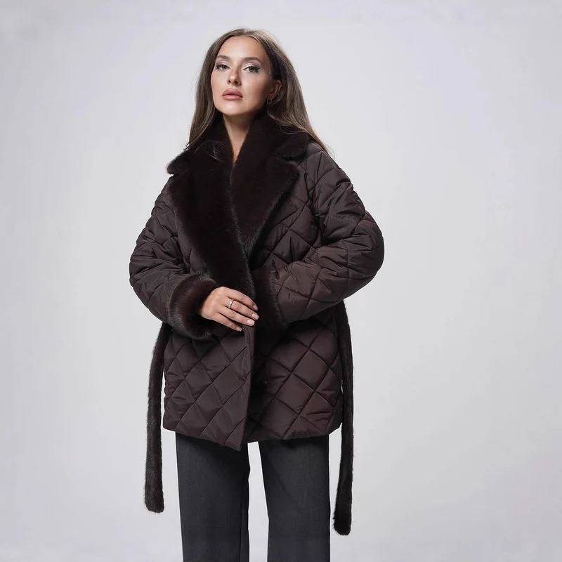 Damen Steppmantel mit Fellbesatz und Taillengürtel Nord Taschen