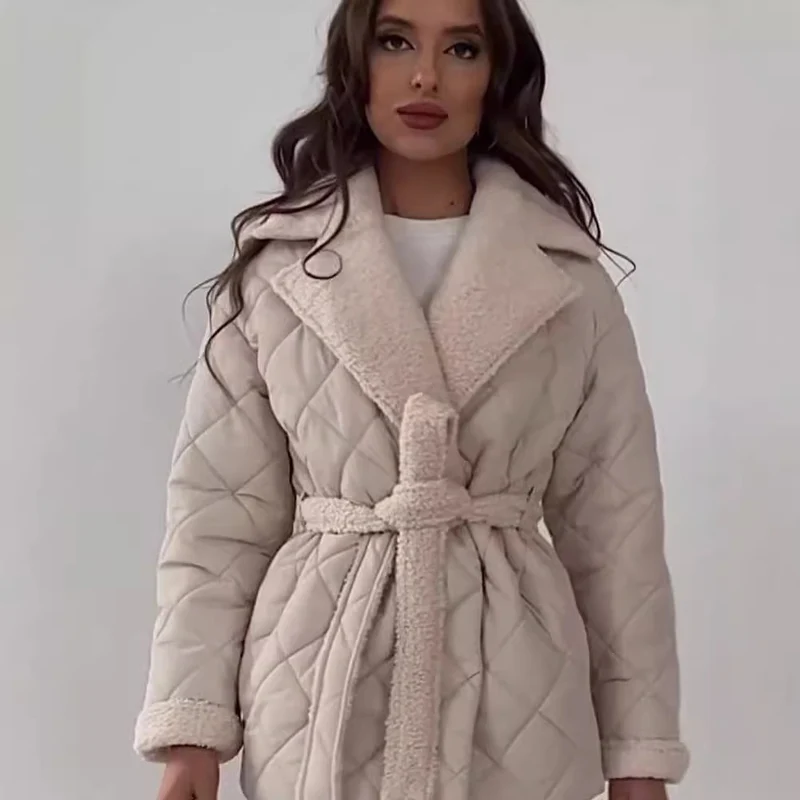 Damen Steppjacke mit Teddy-Futter Taillengürtel und großem Schalkragen Nord Taschen