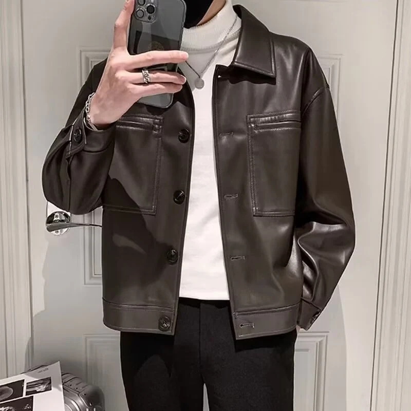Herren Boxy Overshirt aus Lederoptik mit Hemdkragen und aufgesetzten Brusttaschen Nord Taschen