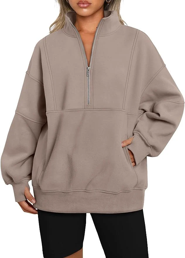 Damen Oversized Sweatshirt mit halbem Reißverschluss, Kängurutasche und Stehkragen Nord Taschen