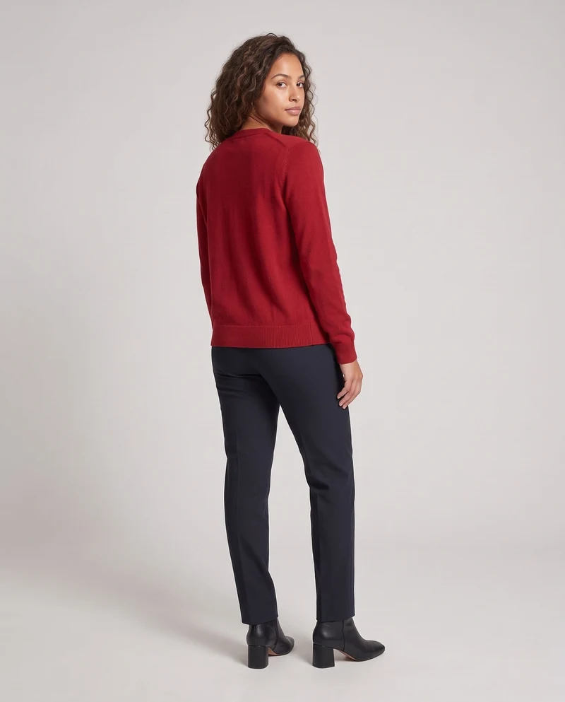 Damen Leichter kastiger Feinstrick-Cardigan mit Rundhalsausschnitt, kaschmirähnlicher Haptik und tonalen Knöpfen Nord Taschen