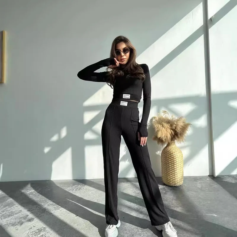 Damen Geripptes Zweiteiliges Loungewear-Set mit kurzem Langarmtop und High-Waist Weitbein-Hose Nord Taschen